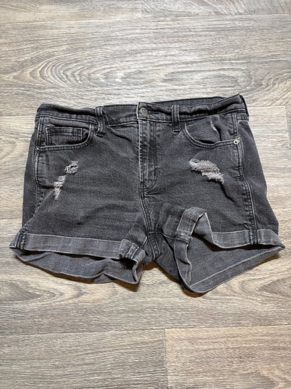 Old Navy Distressed Black Denim Boyfriend Jean Shorts Size 10 Mid Rise Denim